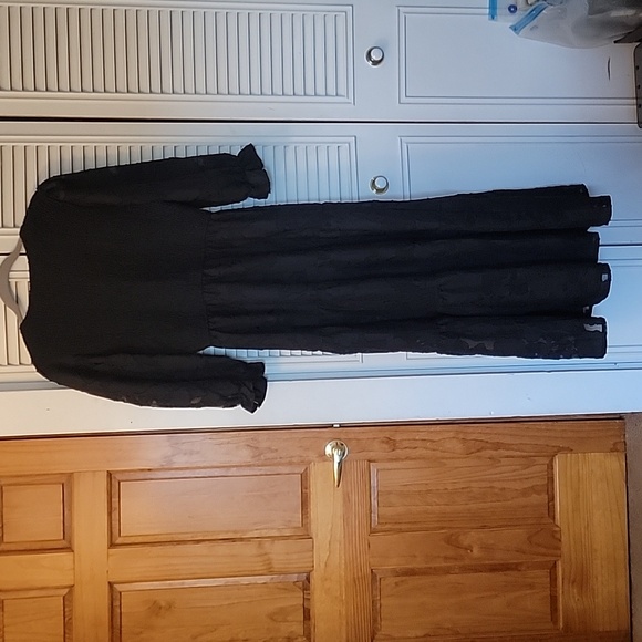 Floral Maxi Dress - Picture 9 of 12